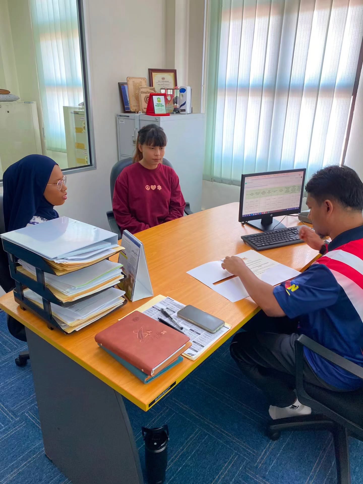 PENYERAHAN SIJIL PENDAFTARAN | KELAB RAKAN MUDA BANDAR SEREMBAN